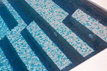 House with Heated Pool in Omišalj