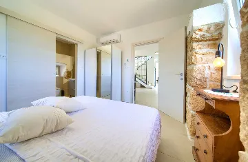 Dobrinj Sea View Villa for 8 Guests