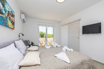 Dobrinj Sea View Villa for 8 Guests