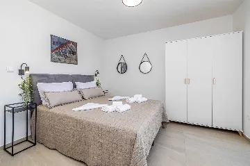 Dobrinj Sea View Villa for 8 Guests