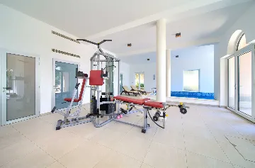 Sea View Apartment in Kornić with Jacuzzi