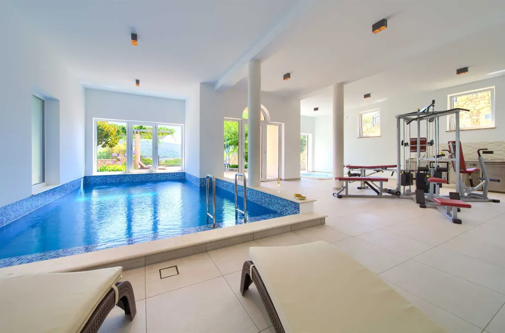 Sea View Apartment in Kornić with Jacuzzi