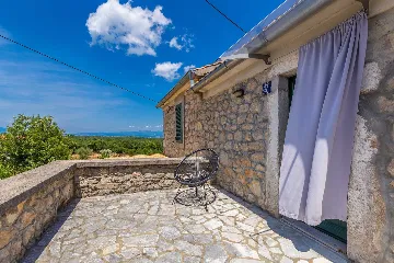 Two-Bedroom House with Pool in Malinska