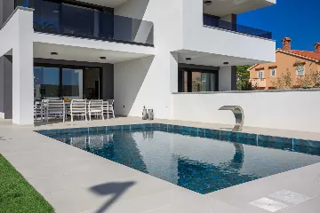 Villa in Krk for 8 Guests with Heated Pool