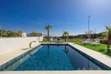 Villa in Krk for 8 Guests with Heated Pool