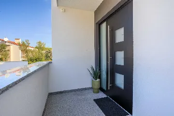 Villa in Krk for 8 Guests with Heated Pool