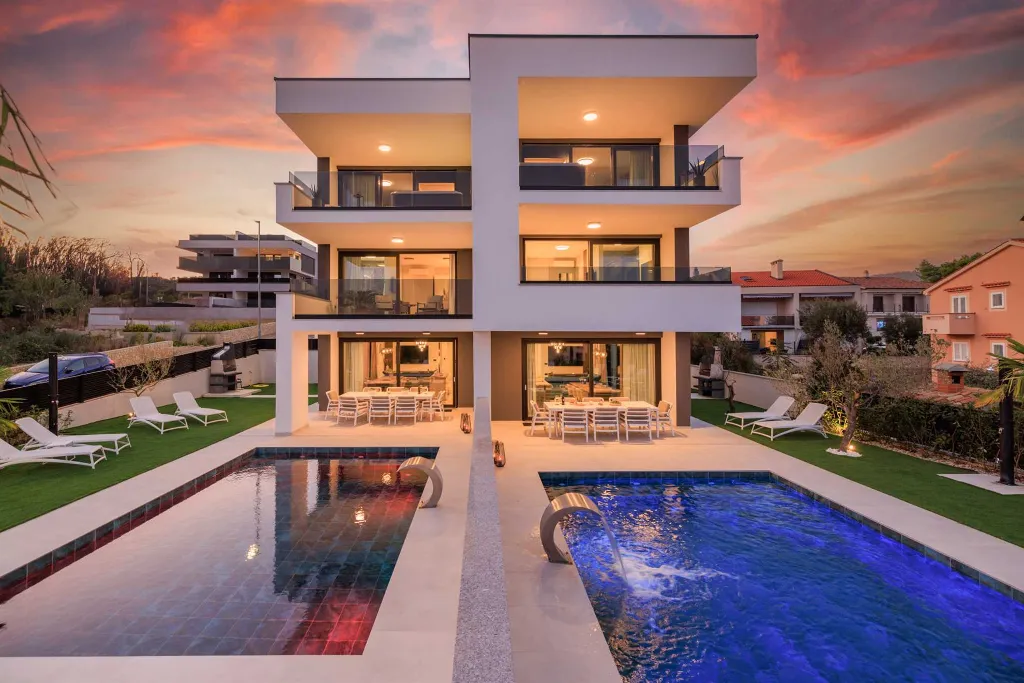 Villa in Krk for 8 Guests with Heated Pool