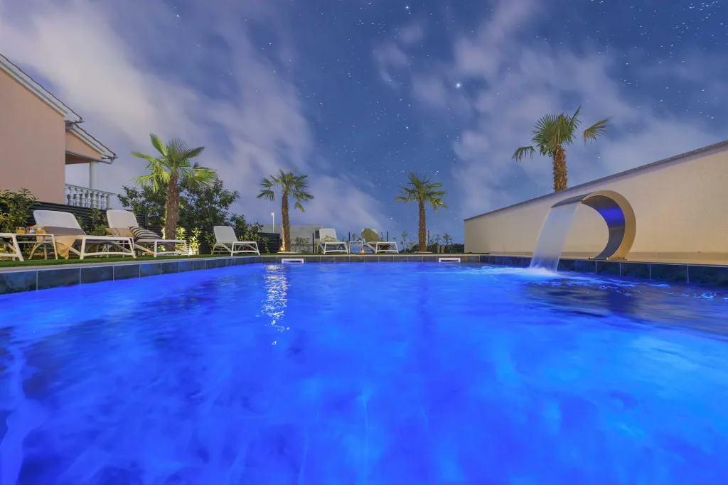 Villa in Krk for 8 Guests with Heated Pool