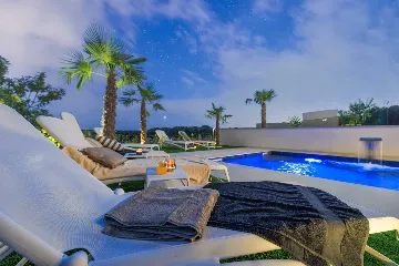 Villa in Krk for 8 Guests with Heated Pool