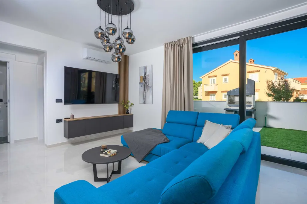 Villa in Krk for 8 Guests with Heated Pool