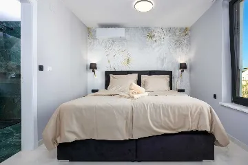 Villa in Krk for 8 Guests with Heated Pool