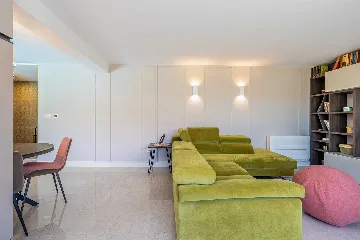 Njivice Apartment with Heated Pool and Private Yard