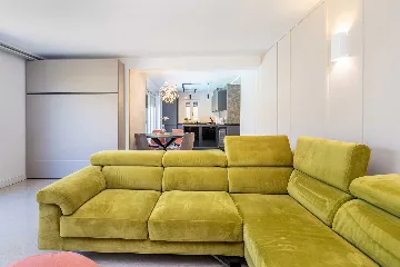 Njivice Apartment with Heated Pool and Private Yard