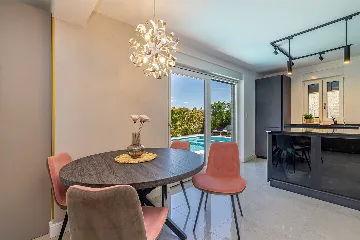 Njivice Apartment with Heated Pool and Private Yard