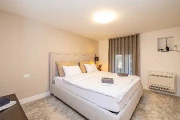 Njivice Apartment with Heated Pool and Private Yard