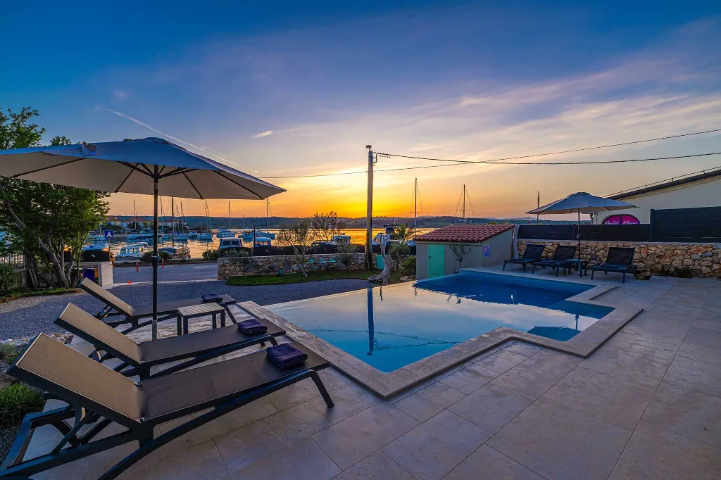 Villa in Klimno with Heated Pool and Sea View