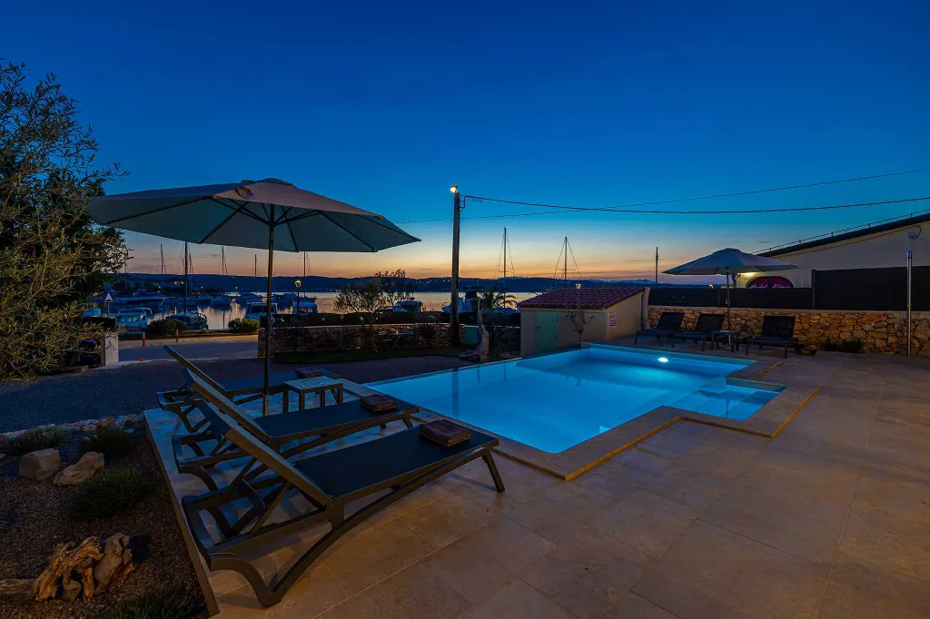 Villa in Klimno with Heated Pool and Sea View