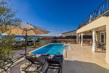 Villa in Klimno with Heated Pool and Sea View