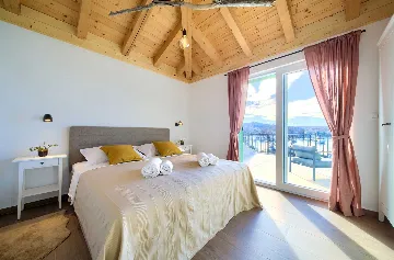 Villa in Klimno with Heated Pool and Sea View