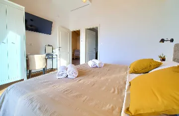 Villa in Klimno with Heated Pool and Sea View