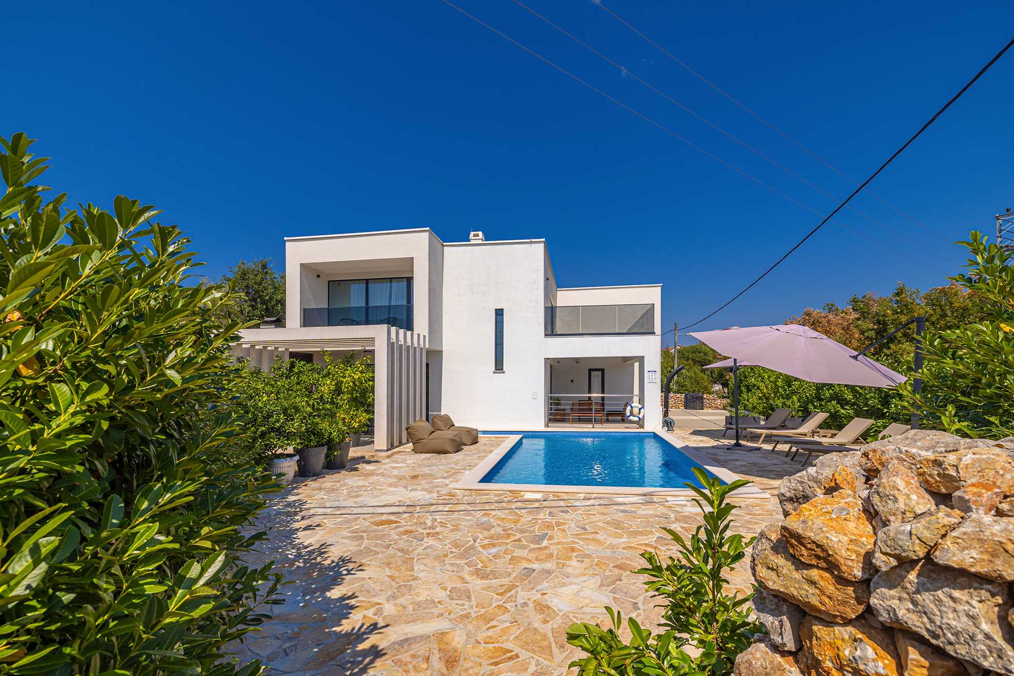 Villa SPLENDIDA s privatnim bazenom