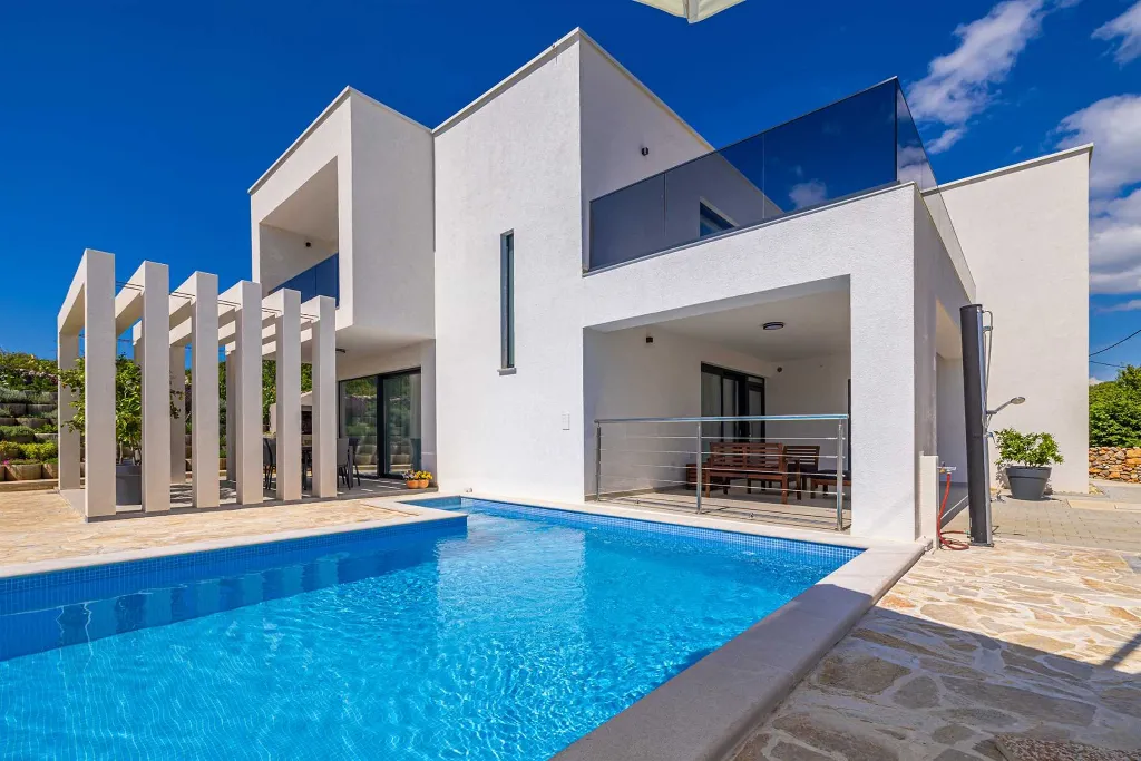Private Pool Villa in Žgaljići for 10 Guests