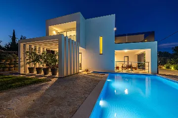 Private Pool Villa in Žgaljići for 10 Guests