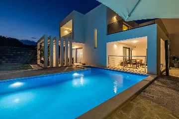 Private Pool Villa in Žgaljići for 10 Guests