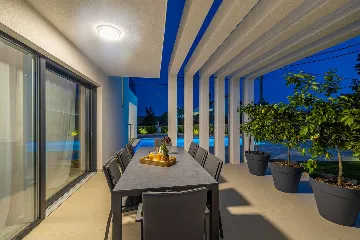 Private Pool Villa in Žgaljići for 10 Guests