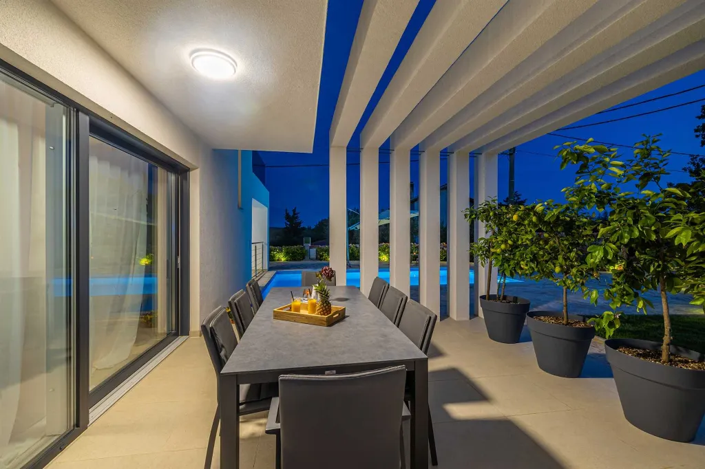 Private Pool Villa in Žgaljići for 10 Guests