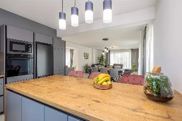 Private Pool Villa in Žgaljići for 10 Guests