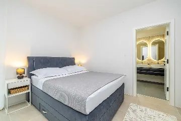 Private Pool Villa in Žgaljići for 10 Guests