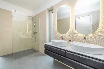 Private Pool Villa in Žgaljići for 10 Guests