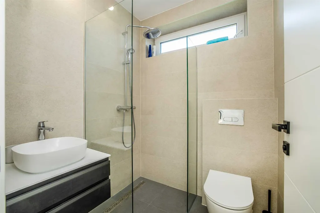 Private Pool Villa in Žgaljići for 10 Guests