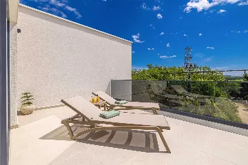 Private Pool Villa in Žgaljići for 10 Guests