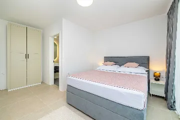 Private Pool Villa in Žgaljići for 10 Guests