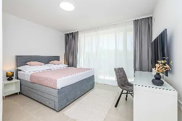 Private Pool Villa in Žgaljići for 10 Guests