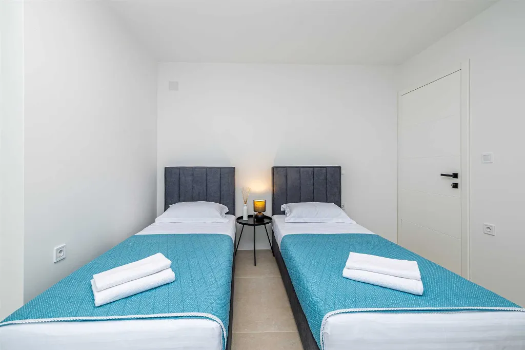 Private Pool Villa in Žgaljići for 10 Guests