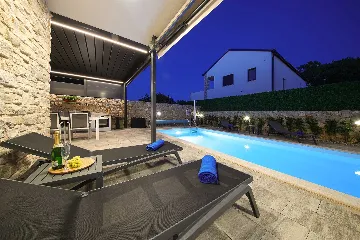 Malinska 3-Bedroom House with Heated Private Pool