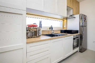 Malinska 3-Bedroom House with Heated Private Pool