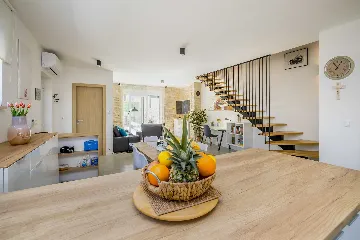 Malinska 3-Bedroom House with Heated Private Pool