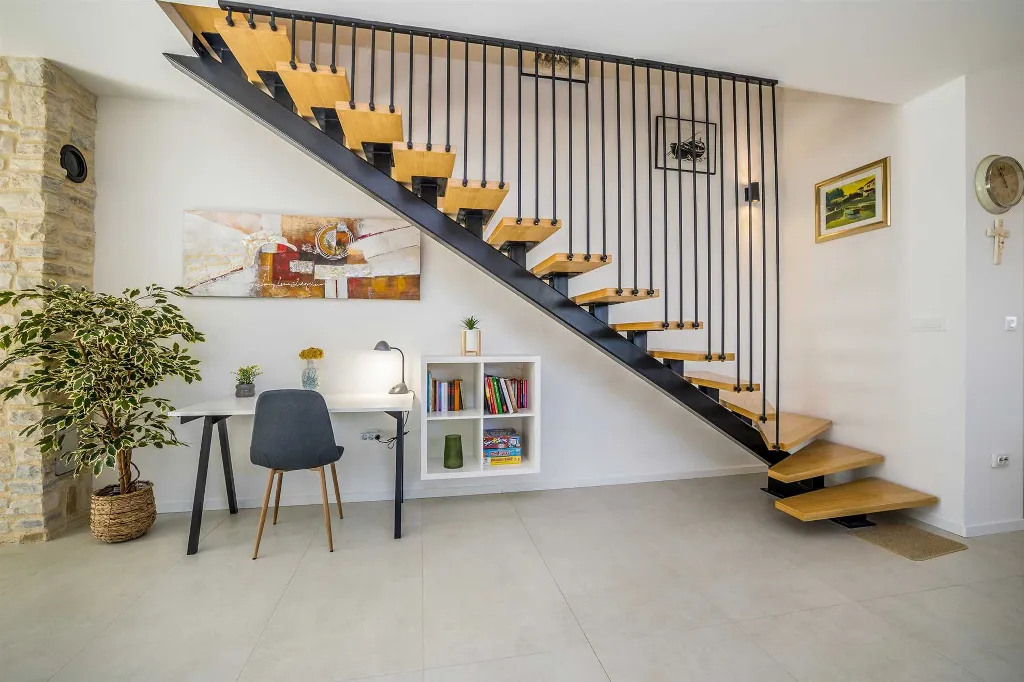 Malinska 3-Bedroom House with Heated Private Pool