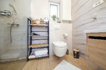 Malinska 3-Bedroom House with Heated Private Pool