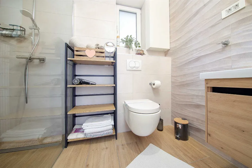 Malinska 3-Bedroom House with Heated Private Pool