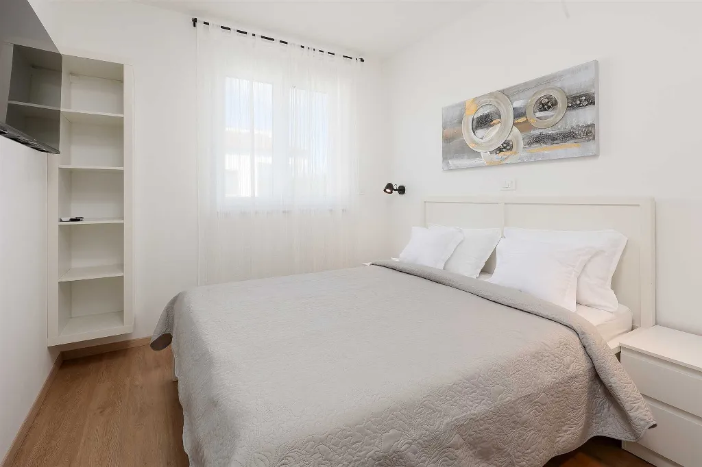 Malinska 3-Bedroom House with Heated Private Pool