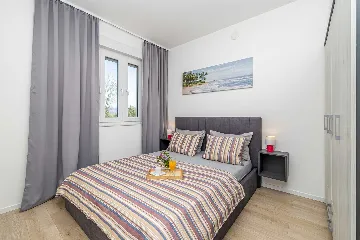 Holiday House in Žestilac for Up to 6 Guests