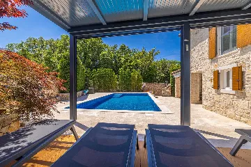 Holiday House with Private Pool in Malinska