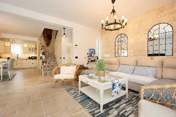 Holiday House with Private Pool in Malinska