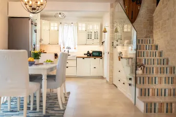 Holiday House with Private Pool in Malinska