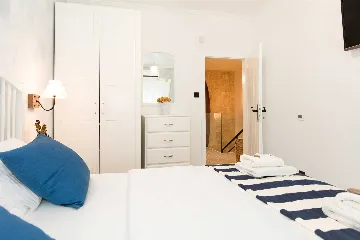 Holiday House with Private Pool in Malinska